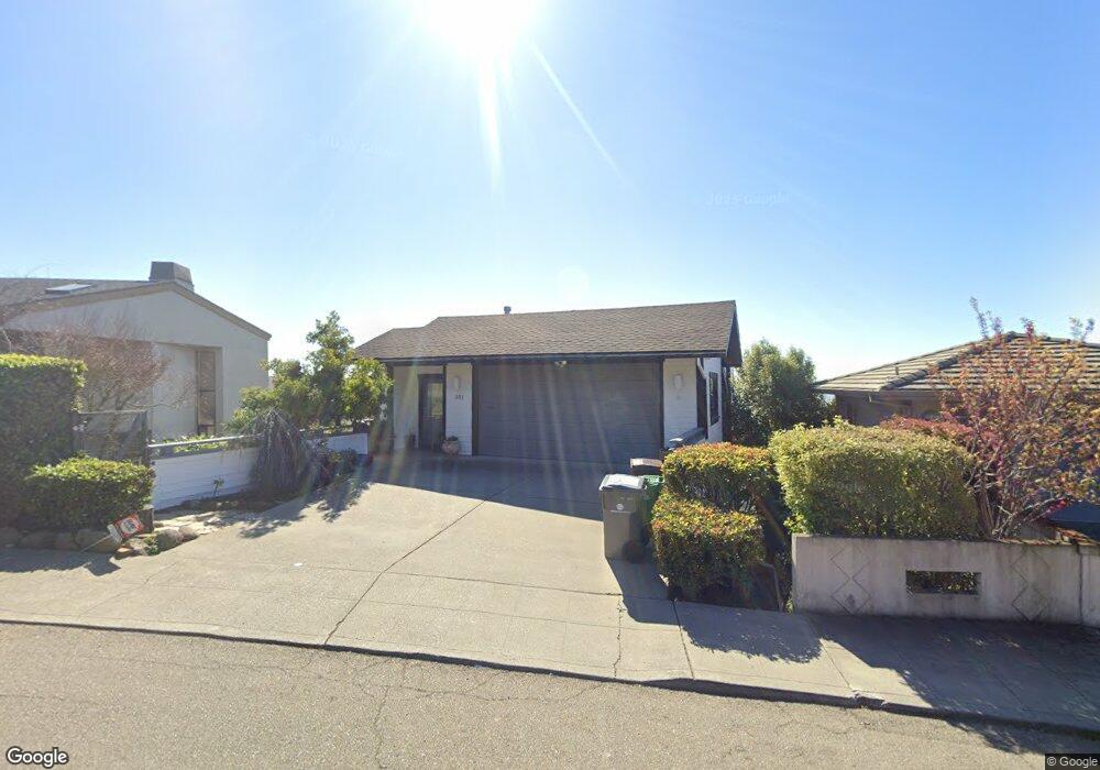 301 Gravatt Dr, Berkeley, CA 94705 - photo 1