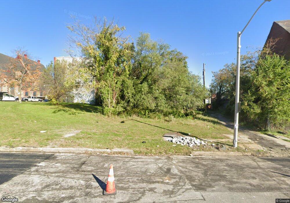 635 N Fremont Ave, Baltimore, MD 21201 - photo 1