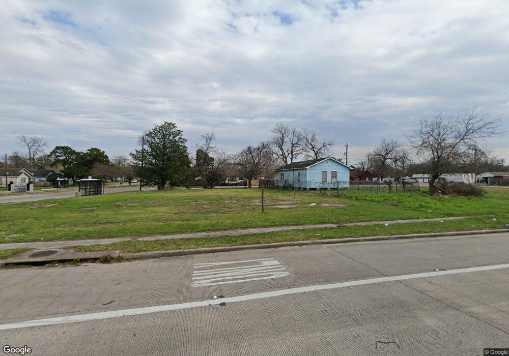 2800 Cavalcade St, Houston, TX 77026 - photo 1