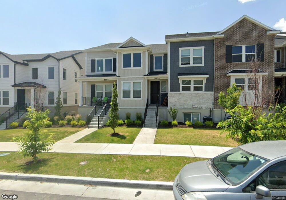 4507 W Watchmen Way unit 1317, Herriman, UT 84096 - photo 1