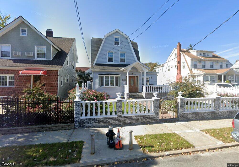 8920 197th St, Hollis, NY 11423 - photo 1