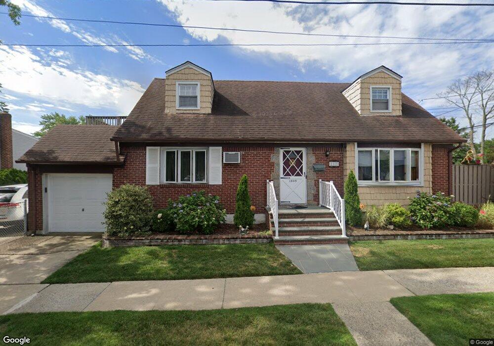 1409 Marshall St, Elmont, NY 11003 - photo 1