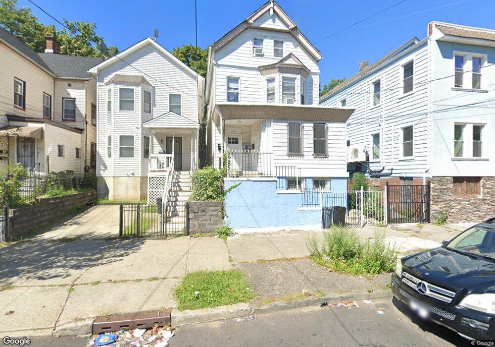 245 Littleton Ave unit 1, Newark, NJ 07103 - photo 1