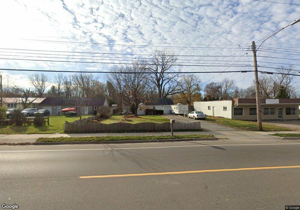 927 W Jolly Rd, Lansing, MI 48910 - photo 1