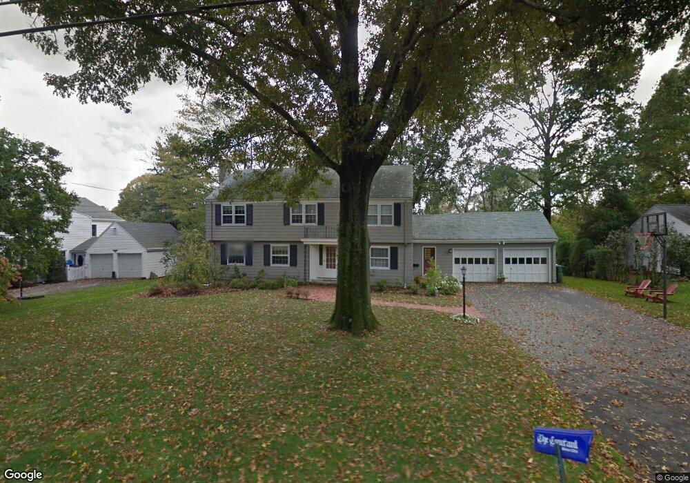 15 Avondale Rd, West Hartford, CT 06117 - photo 1