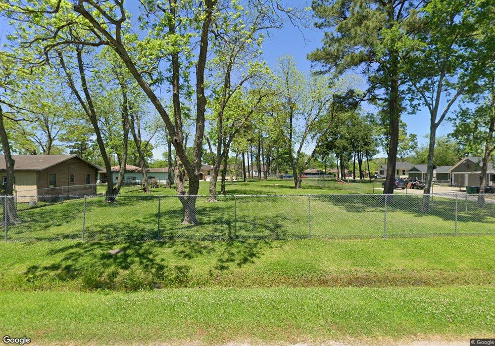 5737 Gaston St, Houston, TX 77016 - photo 1