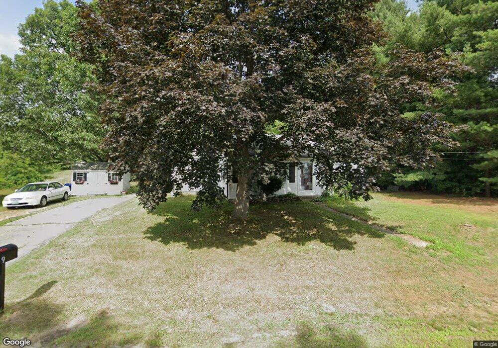 9 D St, Hudson, NH 03051 - photo 1