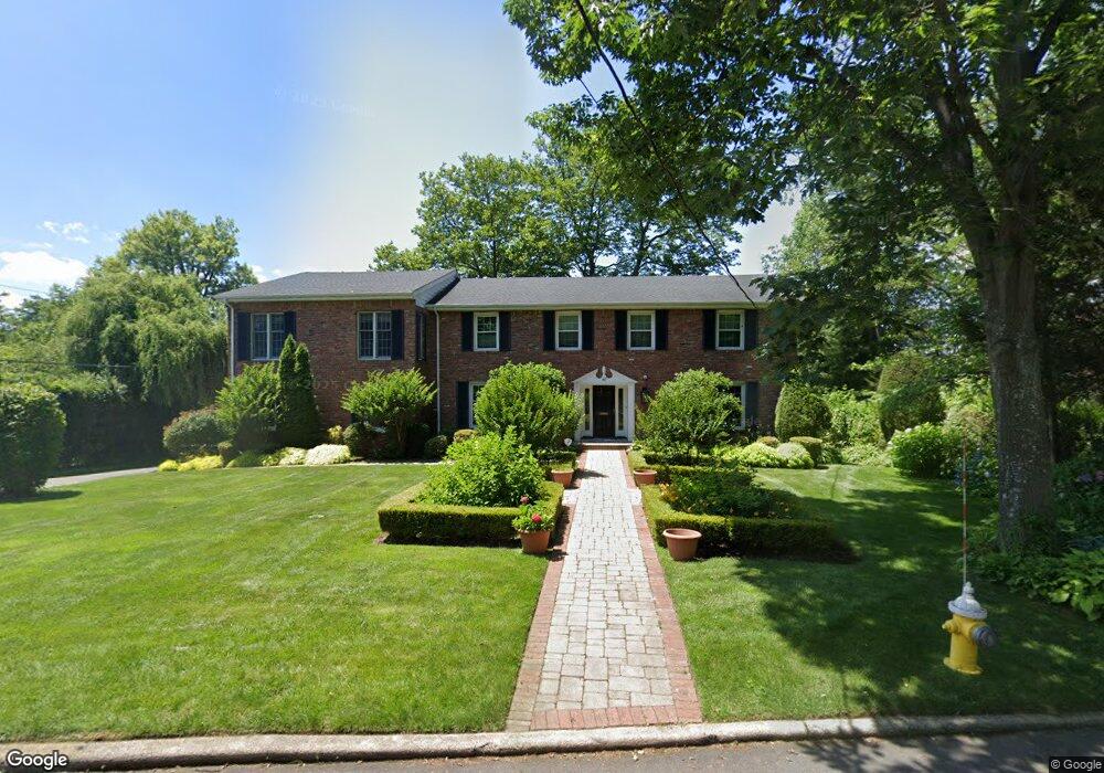 200 the Tideway, Manhasset, NY 11030 - photo 1