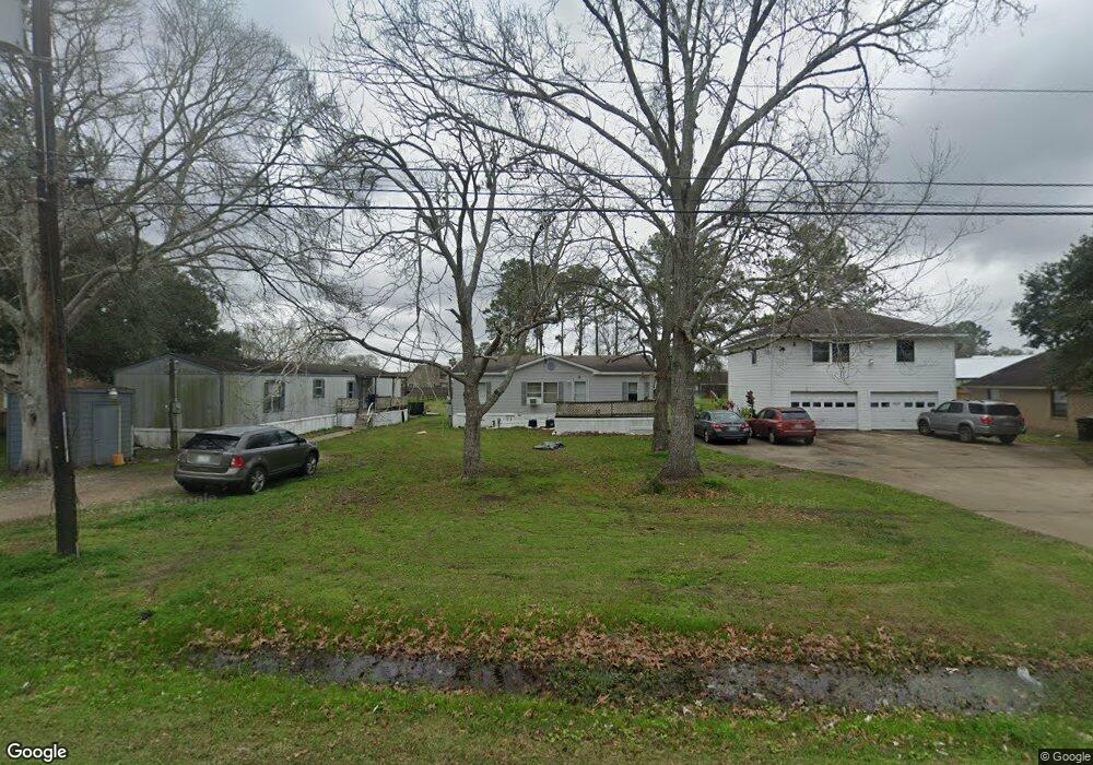 2255 Nancy St, Alvin, TX 77511 - photo 1