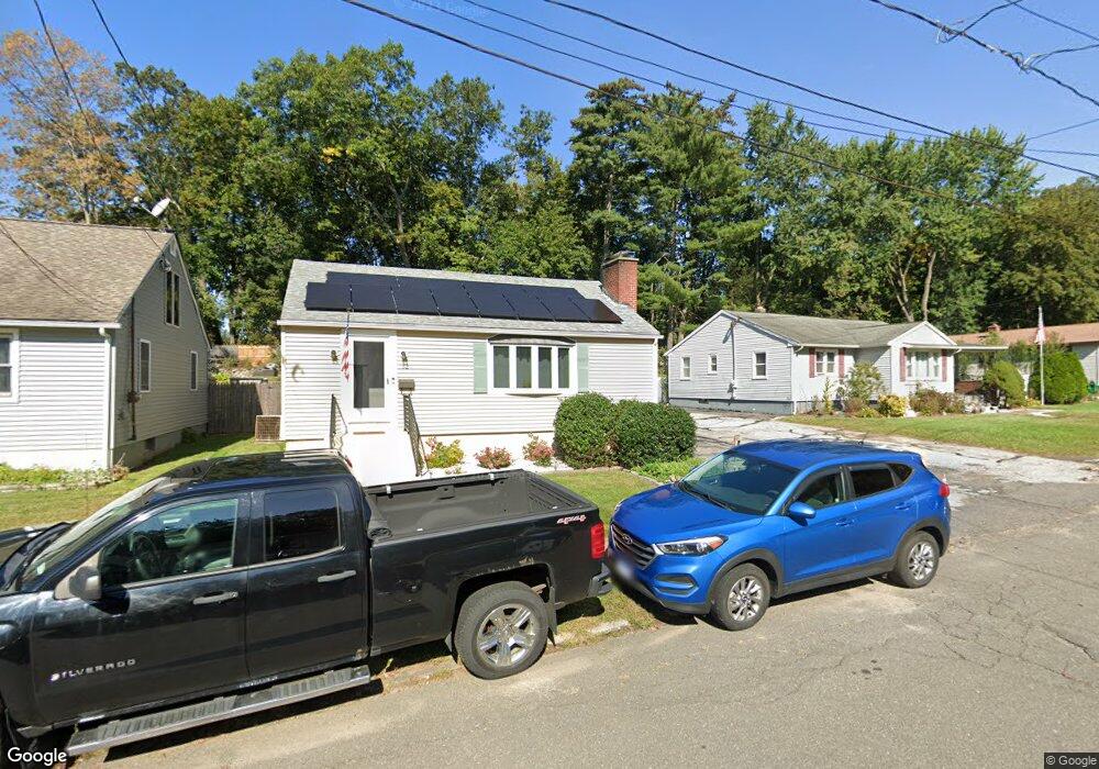 52 Beardsley Ave, Naugatuck, CT 06770 - photo 1