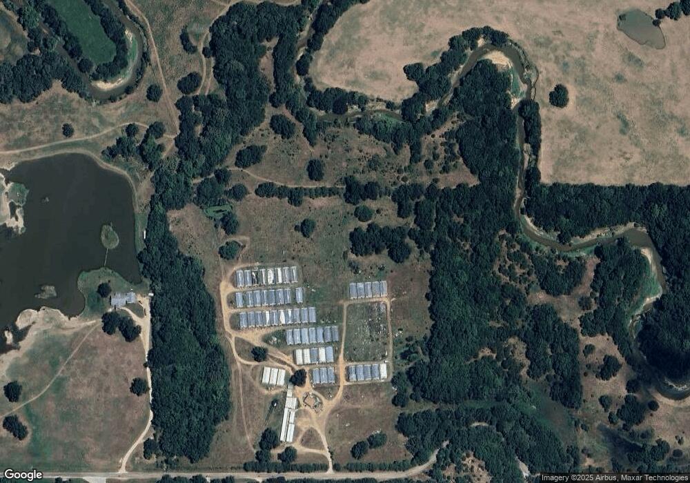 1420 Smokey Ridge Rd, Ardmore, OK 73401 - photo 1