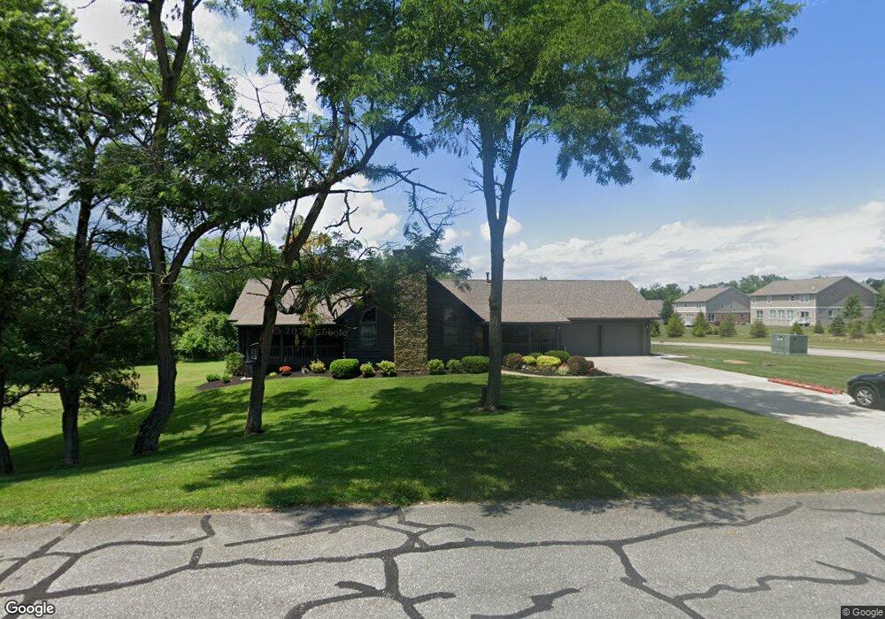 1042 S Trotter Place, Columbus, IN 47201 - photo 1