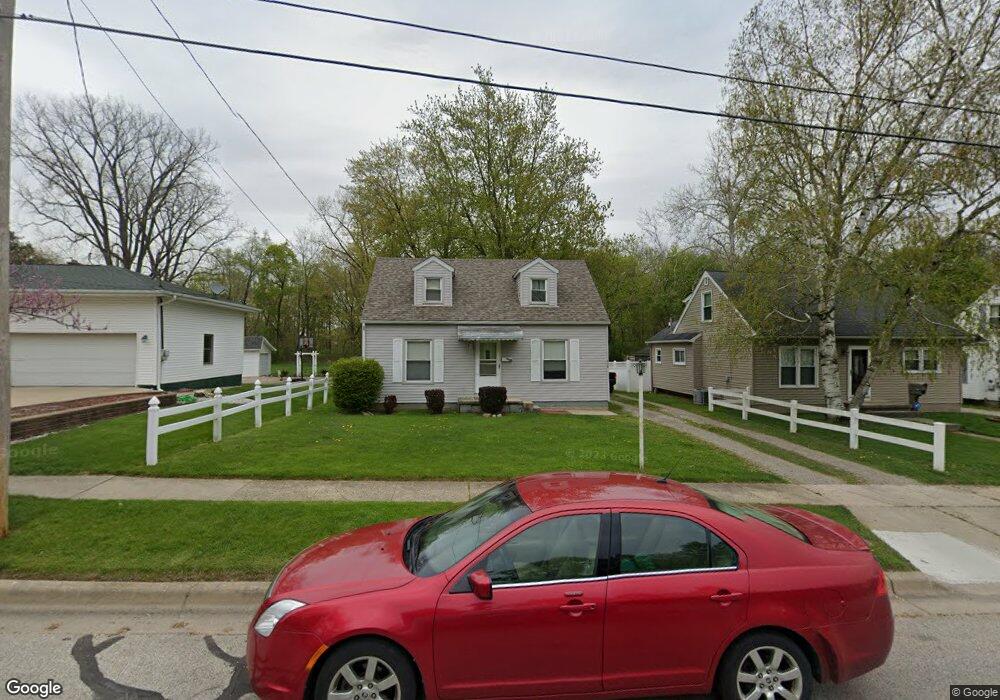 538 Grand St, Adrian, MI 49221 - photo 1