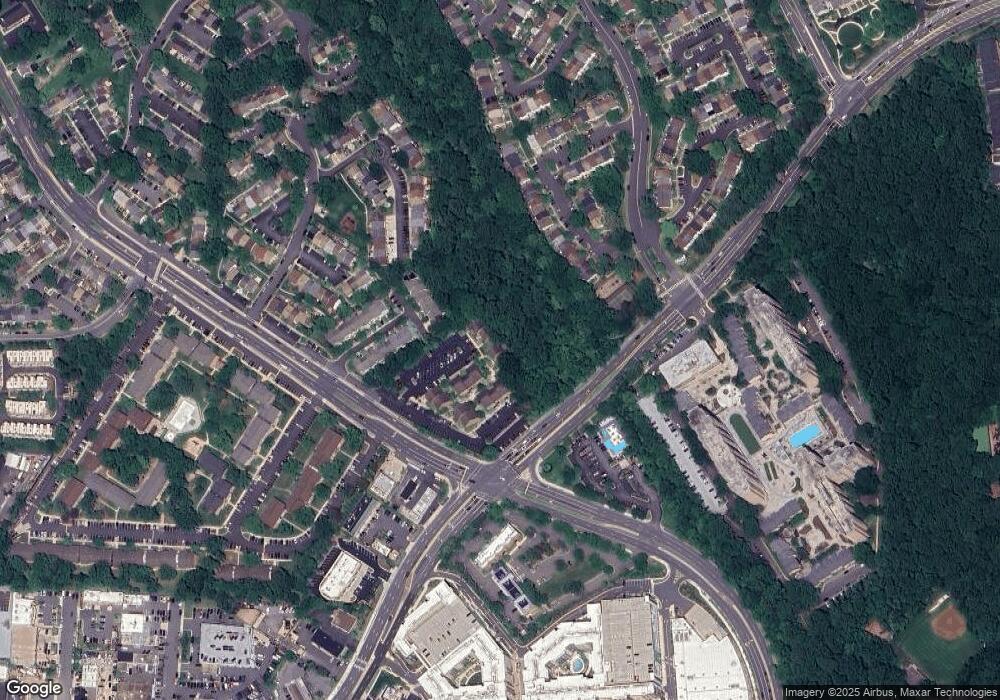 9504B Lee Hwy, Fairfax, VA 22031 - photo 1