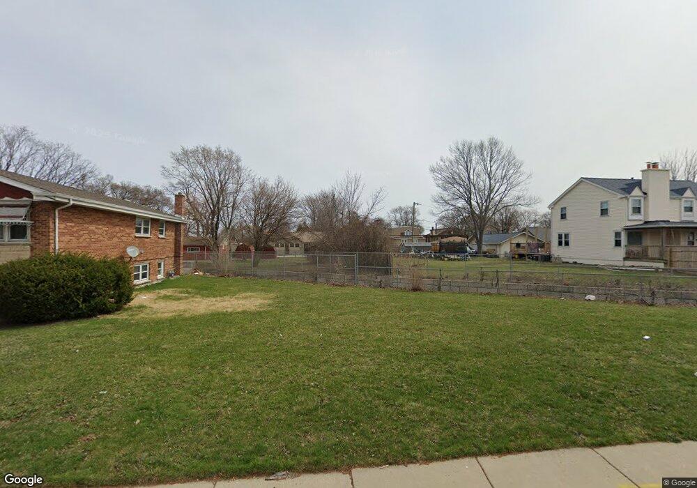 4363 Hirschberg Ave, Schiller Park, IL 60176 - photo 1