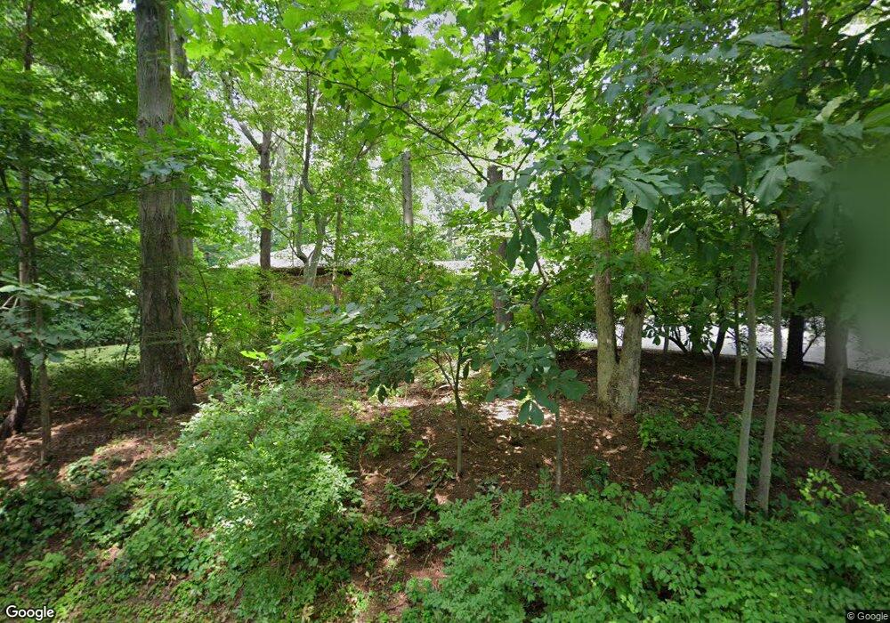 32 Harkim Rd, Greenwich, CT 06831 - photo 1