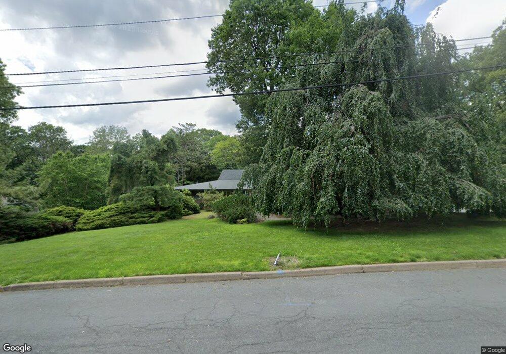 120 Devriese Ct, Tenafly, NJ 07670 - photo 1