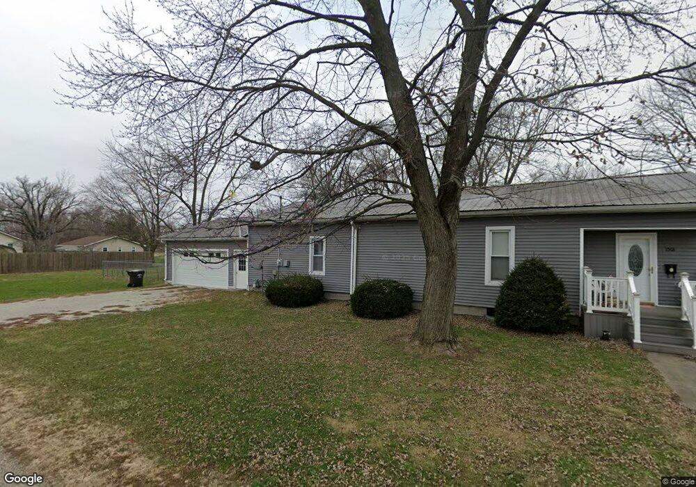 1501 N 10th St, Mattoon, IL 61938 - photo 1