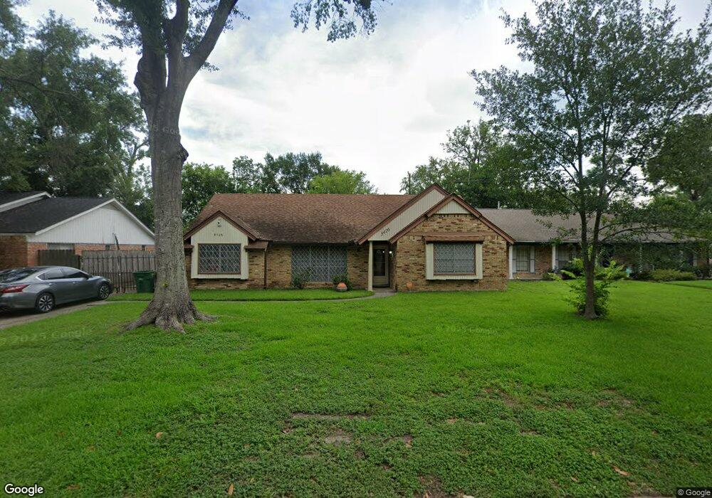 5426 Winding Way Dr, Houston, TX 77091 - photo 1