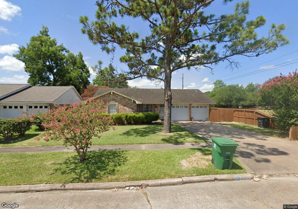11002 Caribbean Ln, Houston, TX 77089 - photo 1