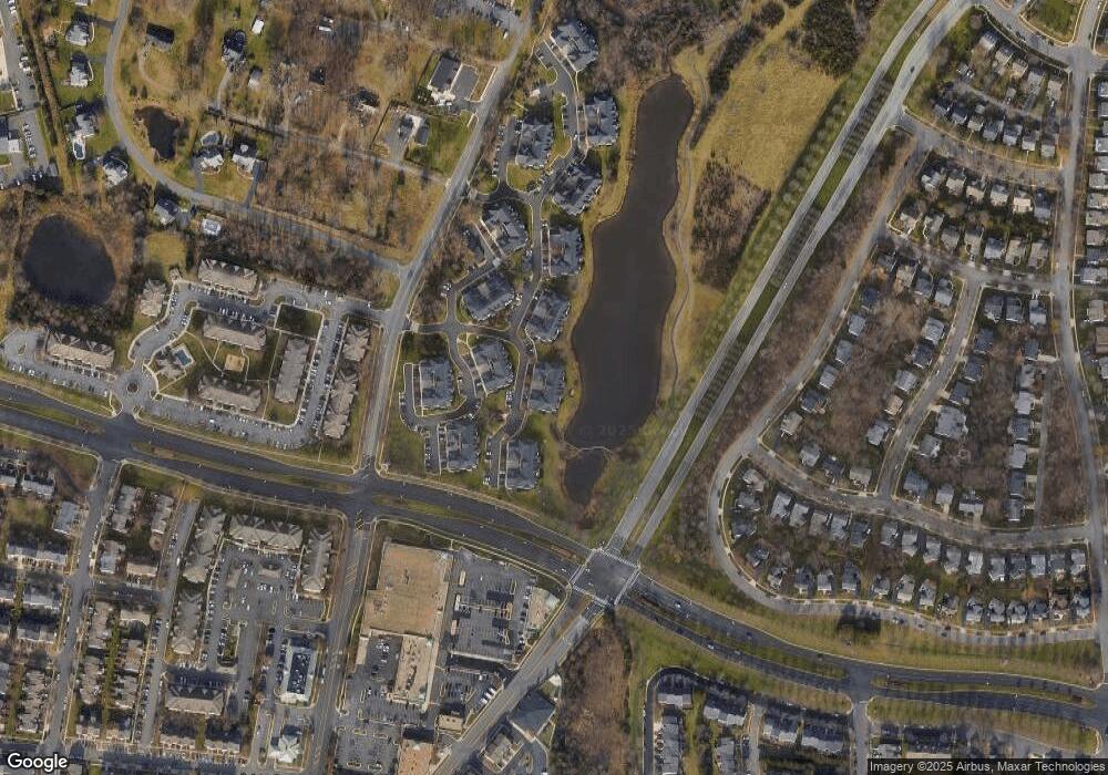 43114 Watercrest Square unit 103, Chantilly, VA 20152 - photo 1