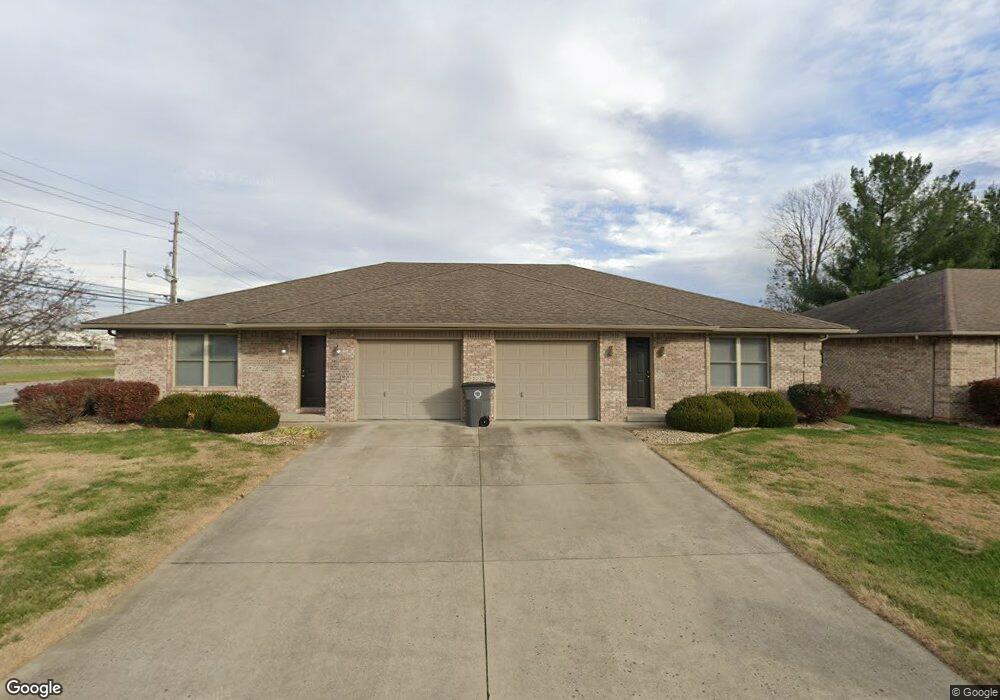 230 Schleibaum Ct unit 232, Seymour, IN 47274 - photo 1