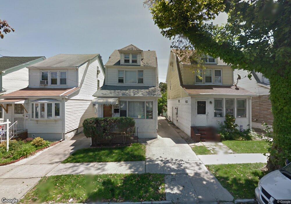 5935 156th St, Flushing, NY 11355 - photo 1