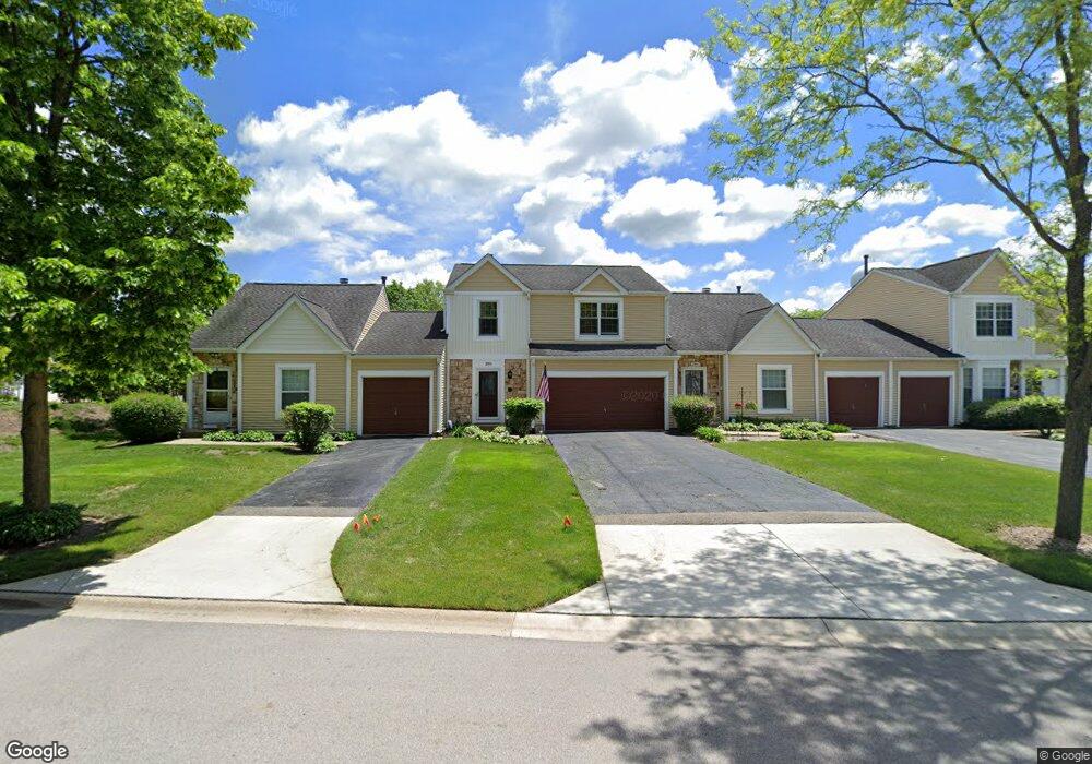 2004 Teton Pkwy, Algonquin, IL 60102 - photo 1