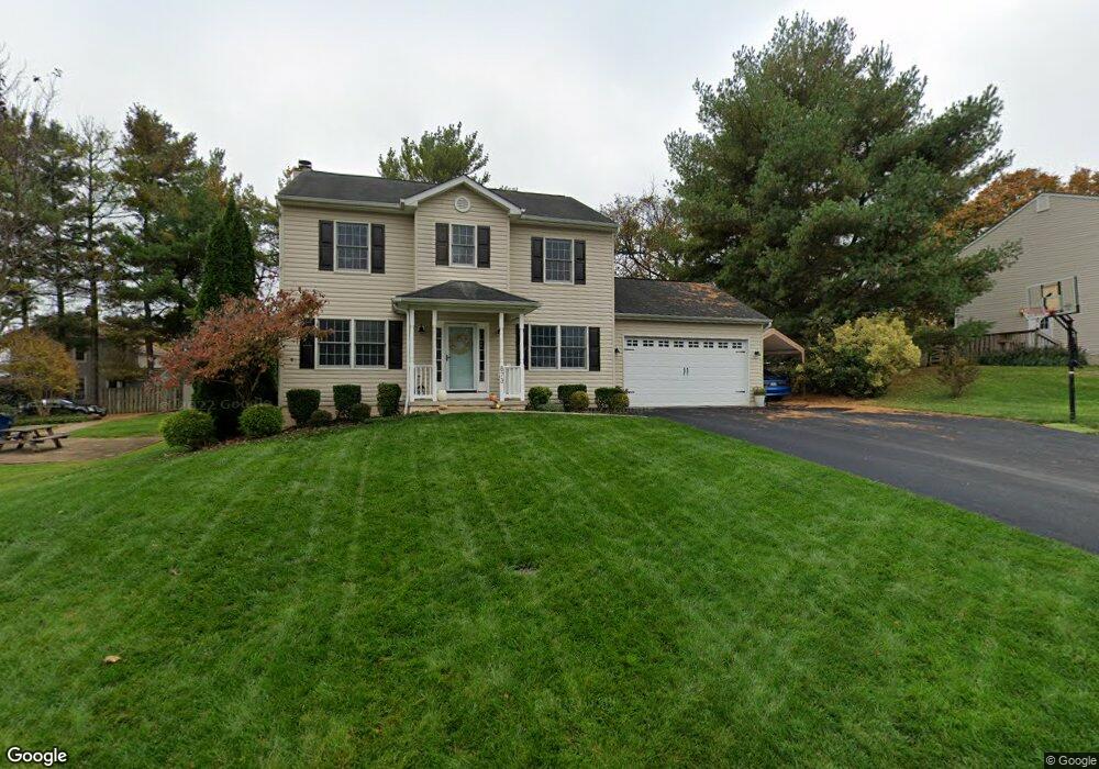 873 Flohr Ave, Sykesville, MD 21784 - photo 1