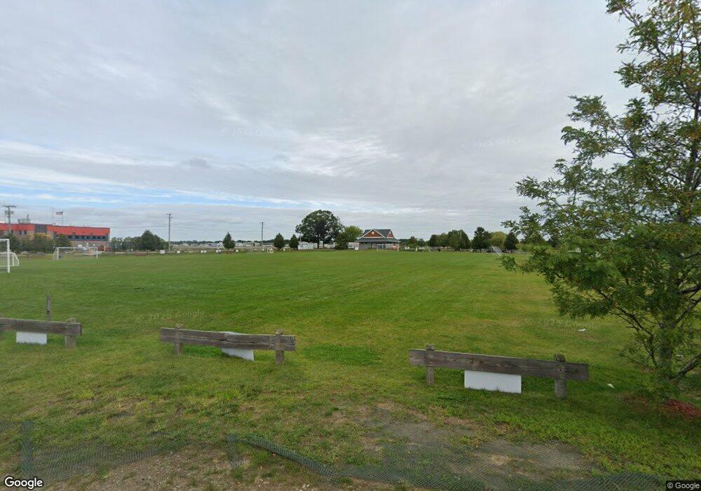 133 Wells Ave, Warwick, RI 02889 - photo 1