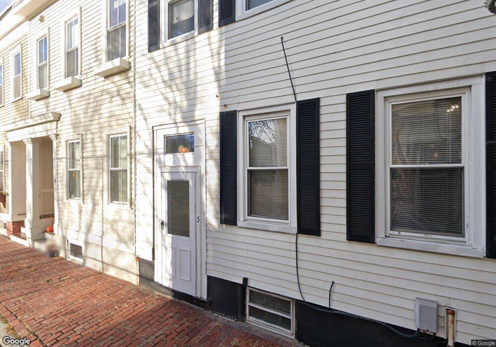 5 Ludlow St, Charlestown, MA 02129 - photo 1