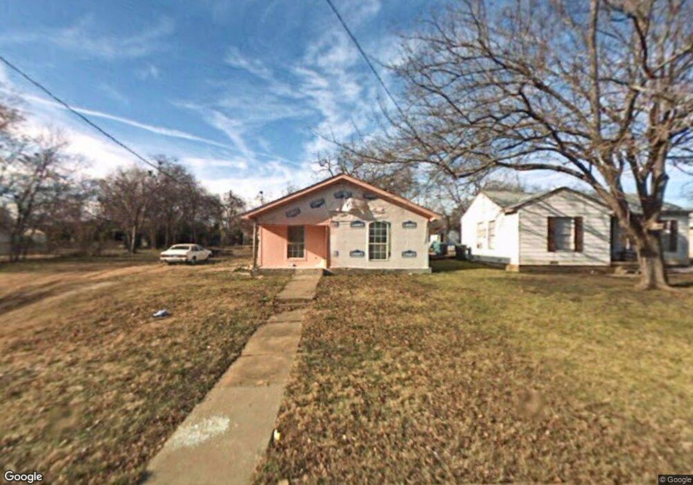1620 N Hoard Ave, Sherman, TX 75090 - photo 1