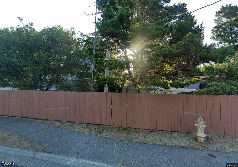 182 Outer Dr, Florence, OR 97439 - photo 1