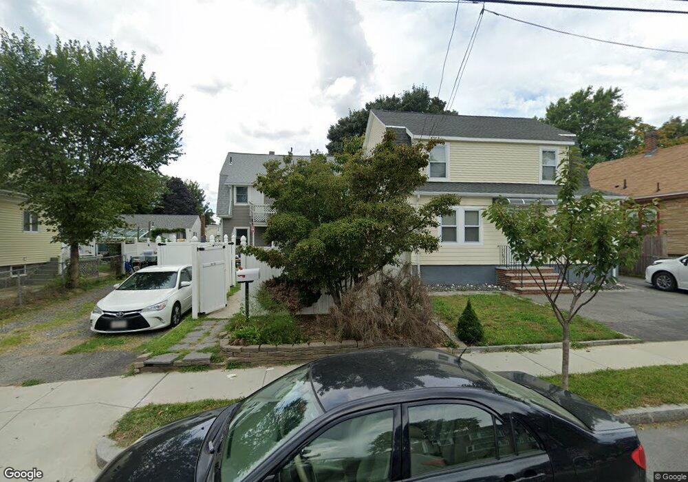 66 Arnold St unit 1, Quincy, MA 02169 - photo 1