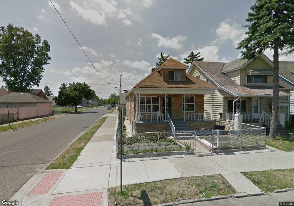 13105 Charest St, HamtraMcK, MI 48212 - photo 1