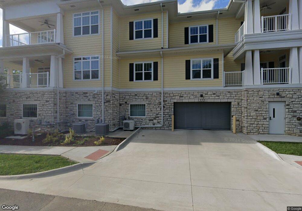 1222 SW 29th Terrace, Topeka, KS 66611 - photo 1