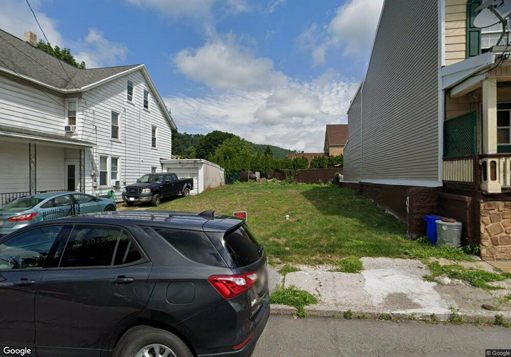 113 E Hancock St, Saint Clair, PA 17970 - photo 1