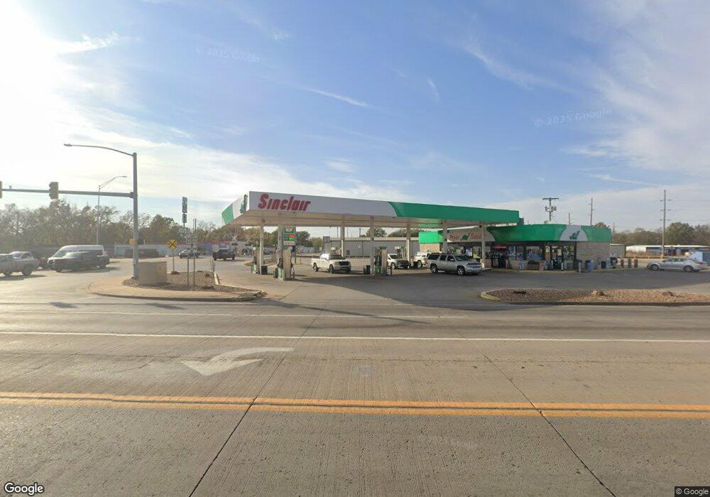 6 N Mill St, Pryor, OK 74361 - photo 1