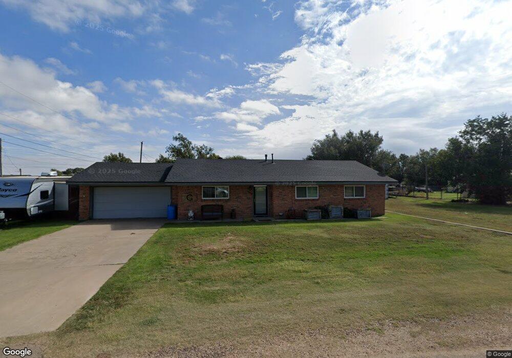 930 Hooten St, Dumas, TX 79029 - photo 1
