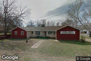 721 N Ash St, Waurika, OK 73573