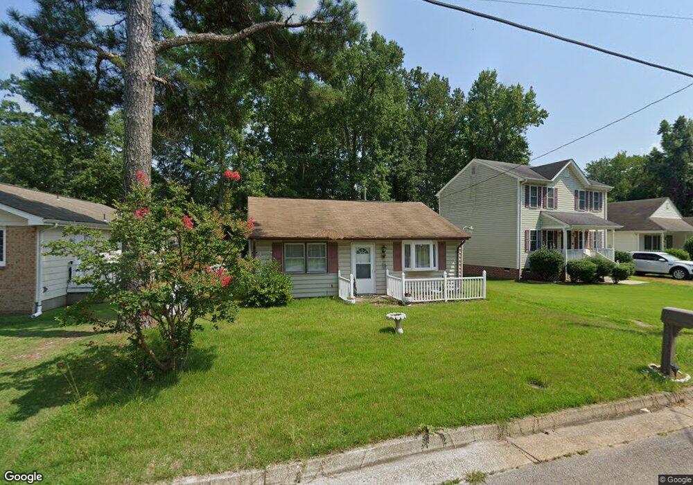 2114 Cloverdale Ave, Hopewell, VA 23860 - photo 1