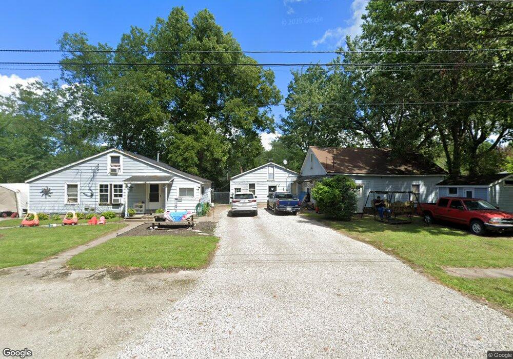 4394 Maple Rd, Lorain, OH 44055 - photo 1