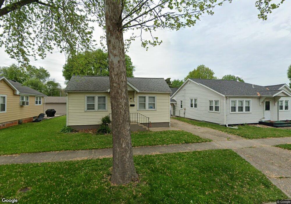 309 S Ladue St unit 311 S Ladue St, Lincoln, IL 62656 - photo 1