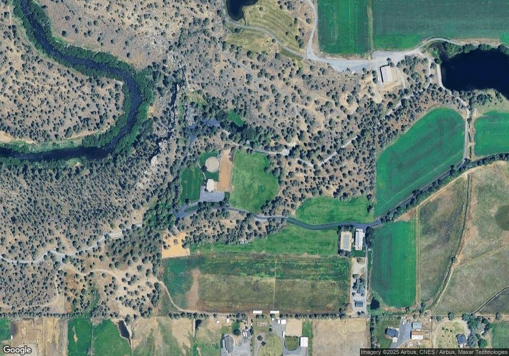 8001 SW 77th St, Redmond, OR 97756 - photo 1