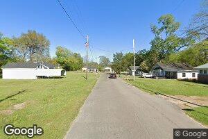 609 E 7th Ave, Linden, AL 36748