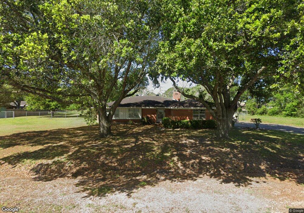 321 Ronald Ave, Bay City, TX 77414 - photo 1