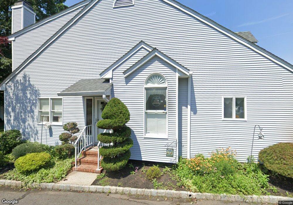 675 Raritan Rd unit 3, Clark, NJ 07066 - photo 1