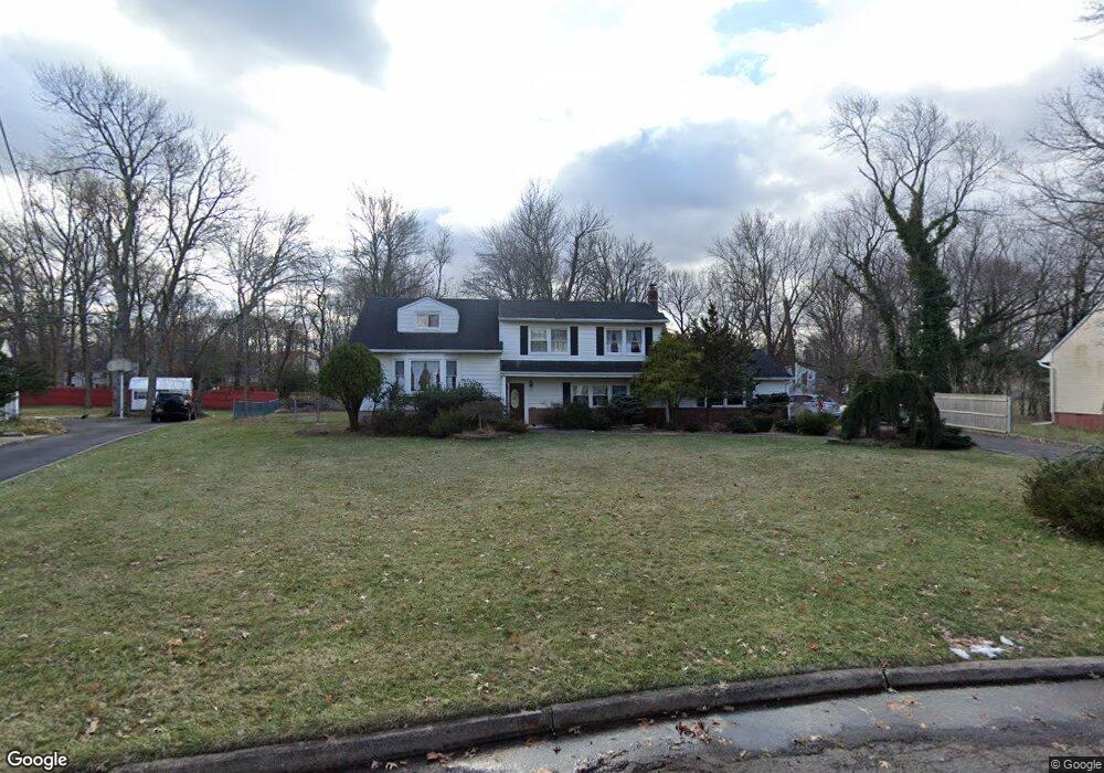 5 Bradford Rd, Edison, NJ 08820 - photo 1