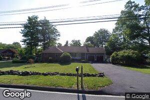 246 Westlake Dr, Valhalla, NY 10595