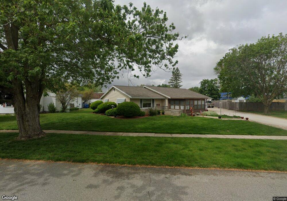 311 E Sycamore St, Converse, IN 46919 - photo 1